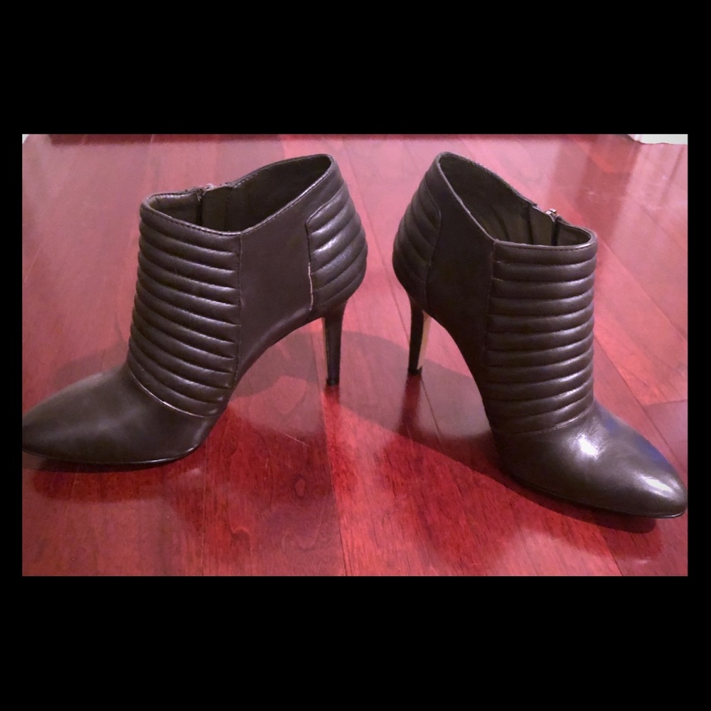 Stilleto booties never worn !